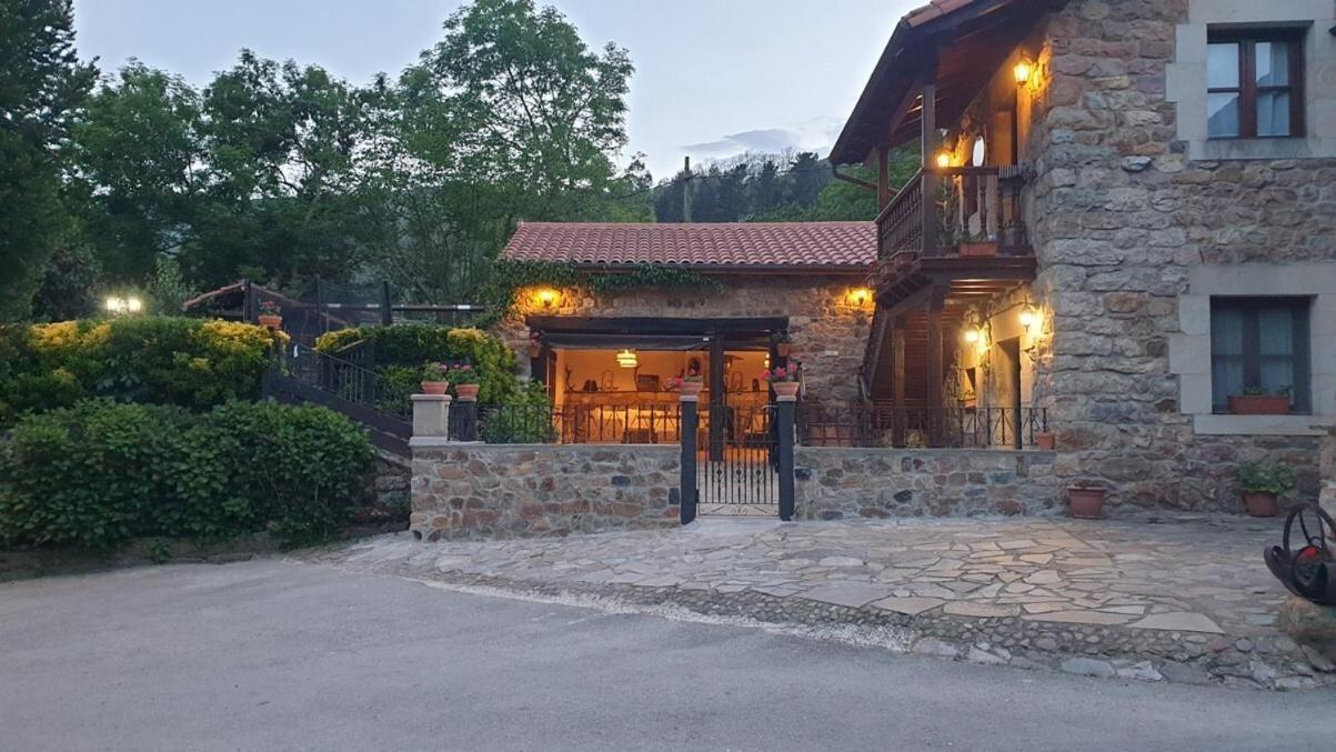 Casa Rural Caborzal Renedo De Cabuerniga المظهر الخارجي الصورة
