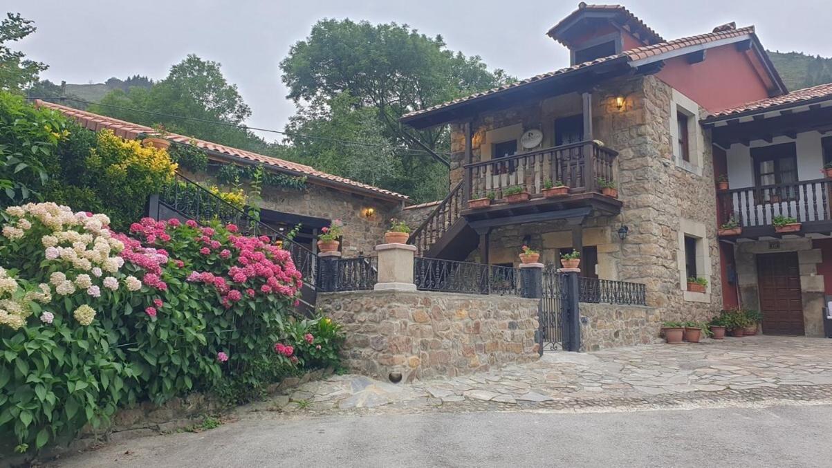 Casa Rural Caborzal Renedo De Cabuerniga المظهر الخارجي الصورة
