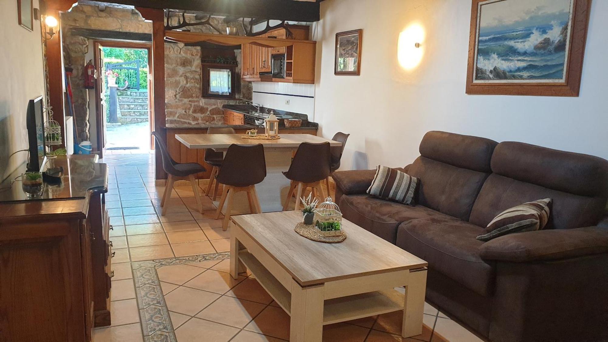 Casa Rural Caborzal Renedo De Cabuerniga المظهر الخارجي الصورة