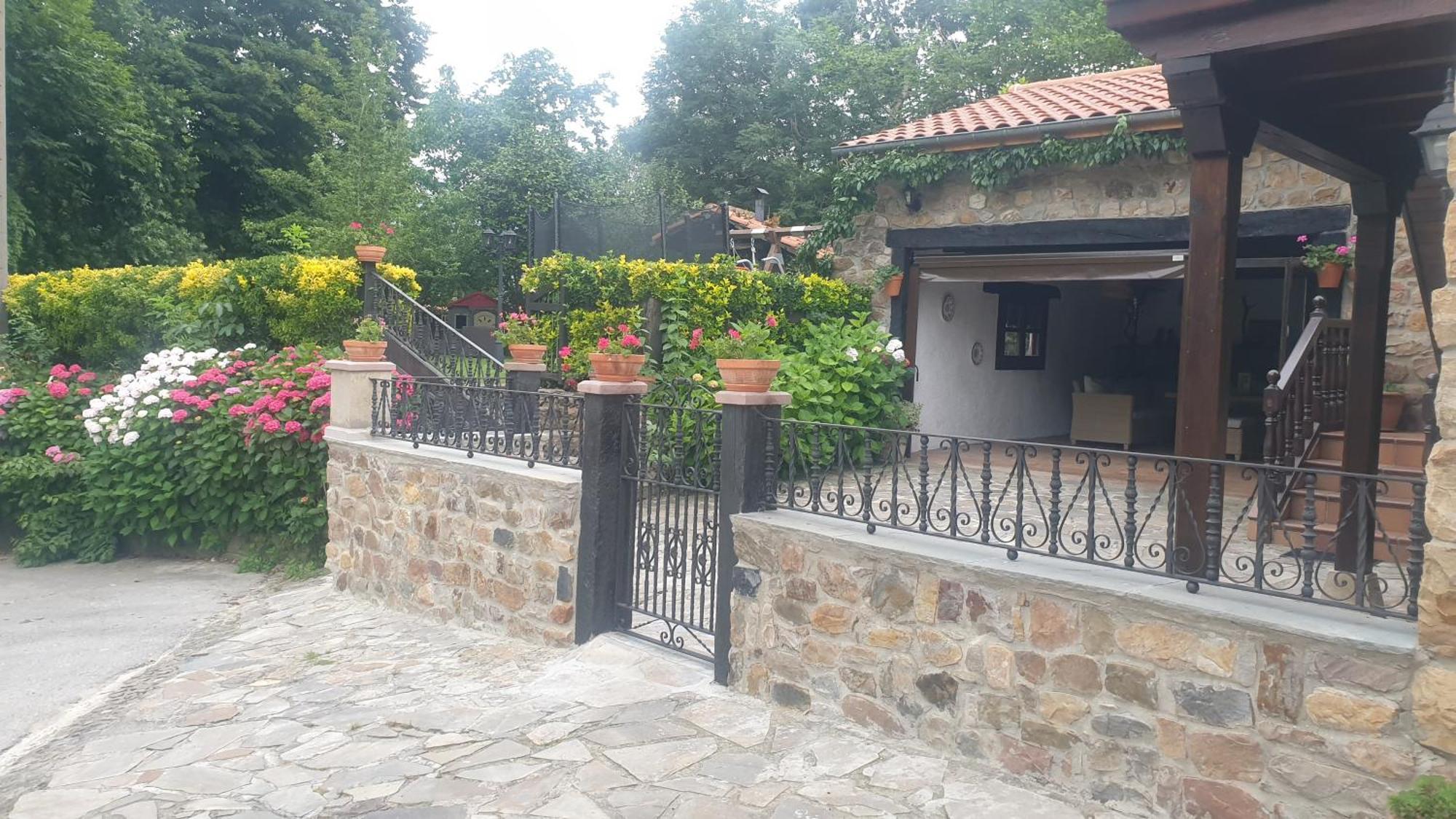 Casa Rural Caborzal Renedo De Cabuerniga المظهر الخارجي الصورة